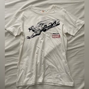 GU Marvel Iron Man White T-Shirt size small